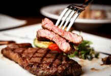 Rare steak? No, Cyan for me, thank you. 3-D meat